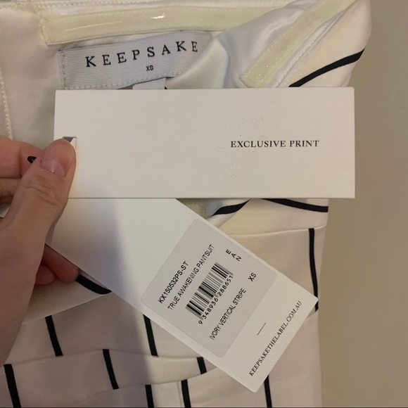 Keepsake True Awakening Jumpsuit - Picture 6 of 6